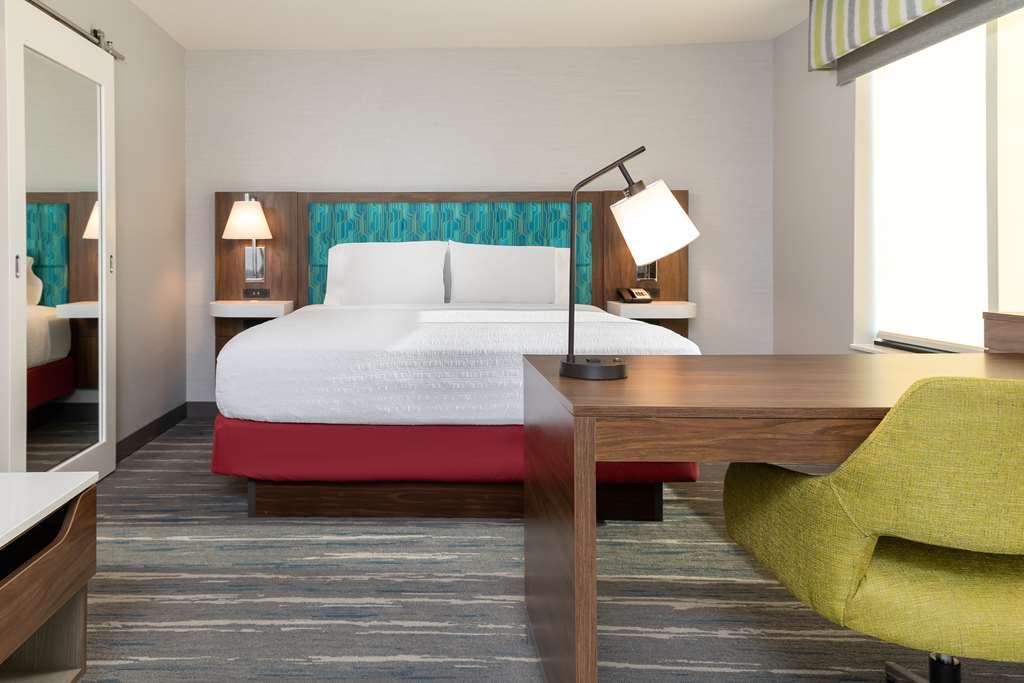 Hampton Inn & Suites Santa Rosa Sonoma Wine Country Habitación foto
