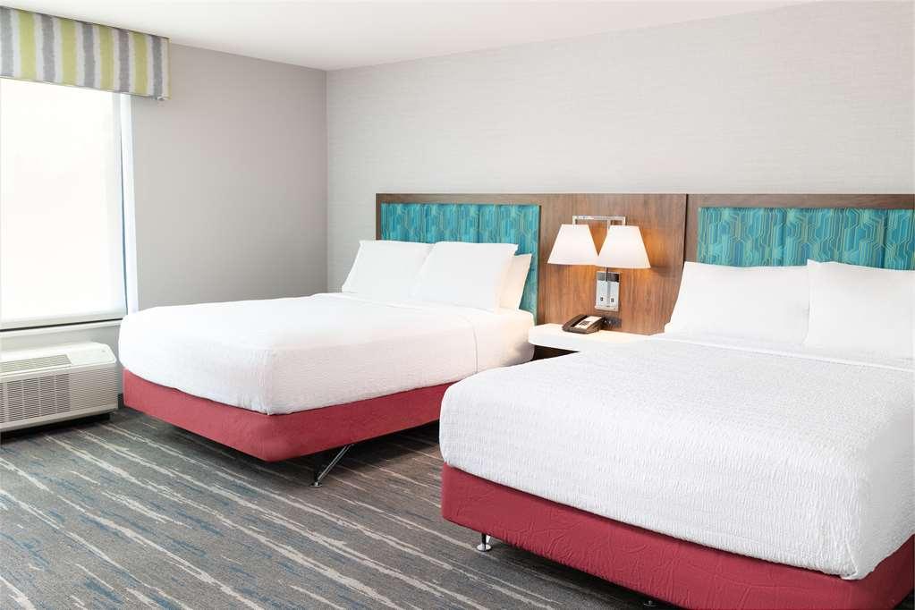 Hampton Inn & Suites Santa Rosa Sonoma Wine Country Habitación foto